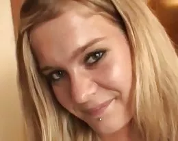 blonde deutsche Schlampe Vorsingen